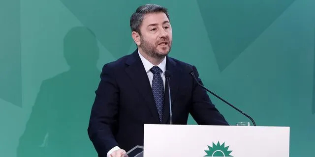 Συνέδριο ΠΑΣΟΚ: Μήνυμα πολιτικής αλλαγής από 175.000 πολίτες