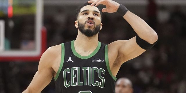 NBA: Ο Τέιτουμ έλαμψε στο διπλό των Σέλτικς στο Μαϊάμι