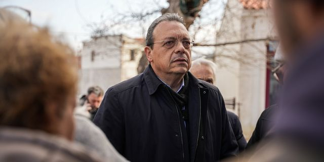 Επίσκεψη Φάμελλου στον τόπο που βρέθηκαν λείψανα εκτελεσμένων αγωνιστών στο Γεντί Κουλέ