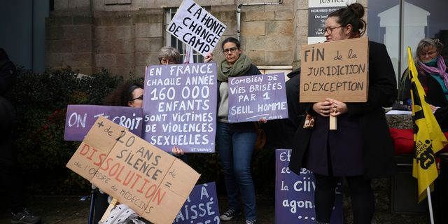 “Έχω κάνει φρικτά πράγματα”: Παραδοχή του Γάλλου γιατρού που κατηγορείται για κακοποίηση 256 παιδιών