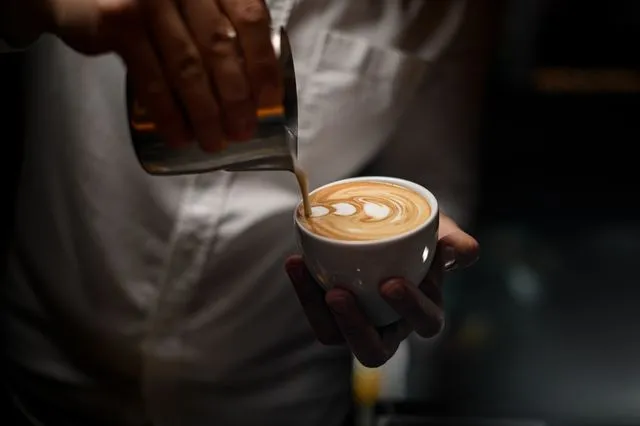 Επέκταση δικτύου για την Coffee Island – Το νέο σημείο και οι επενδύσεις