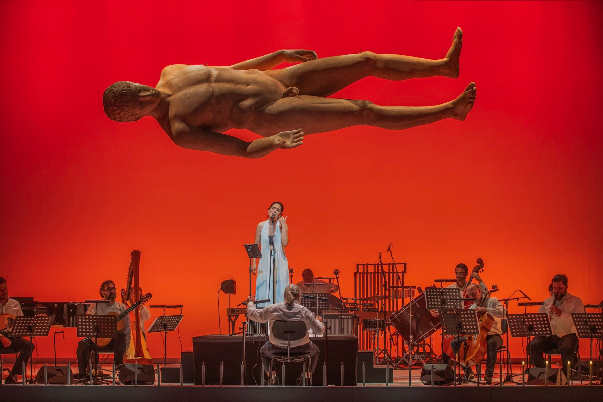 Η Βερόνικα Δαβάκη