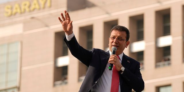 Ο Ιμάμογλου ερευνάται και για πλαστογραφία του πτυχίου του