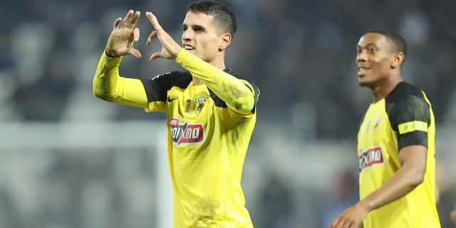 ΠΑΟΚ – ΑΕΚ 1-2: Η Ένωση έριξε νοκ-άουτ τους Θεσσαλονικείς με σόου του Λαμέλα και συνεχίζει την καταδίωξη