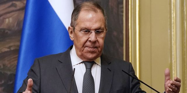 Λαβρόφ: Απαράδεκτη η παρουσία νατοϊκών στρατευμάτων στην Ουκρανία