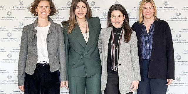 Μνημόνιο Συνεργασίας μεταξύ του Υπουργείου Κοινωνικής Συνοχής και Οικογένειας, του Υπουργείου Παιδείας, Θρησκευμάτων και Αθλητισμού και της L’Oréal Hellas