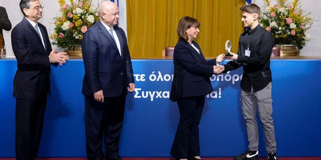 Μπροστά για την Παιδεία: Εκδήλωση βράβευσης «Οι Πρώτοι των Πρώτων»