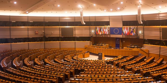 Το απρεπές “αστείο” ευρωβουλεύτριας για τη νόσο Αλτσχάιμερ επειδή… το ξέχασε