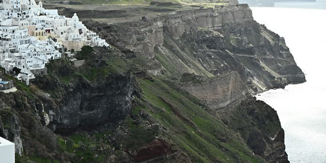 Σαντορίνη – Αμοργός: Συνεχίζεται η σεισμική ακολουθία – Ολοκληρώθηκαν οι αυτοψίες στα σχολεία