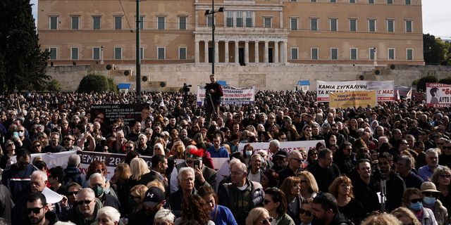 Τέμπη: Κλειστοί οι σταθμοί του μετρό Σύνταγμα και Πανεπιστήμιο – Τα πρώτα και τα τελευταία δρομολόγια