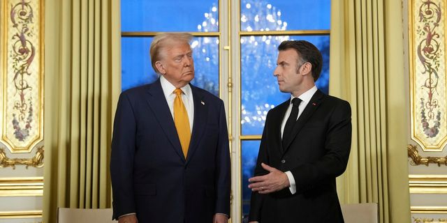 Τηλεφωνική επικοινωνία Μακρόν – Τραμπ πριν τη σύνοδο για την ασφάλεια της Ευρώπης