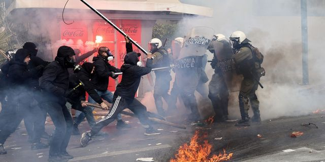 Τέμπη: Το χρονικό των επεισοδίων μετά την μεγάλειώδη συγκέντρωση
