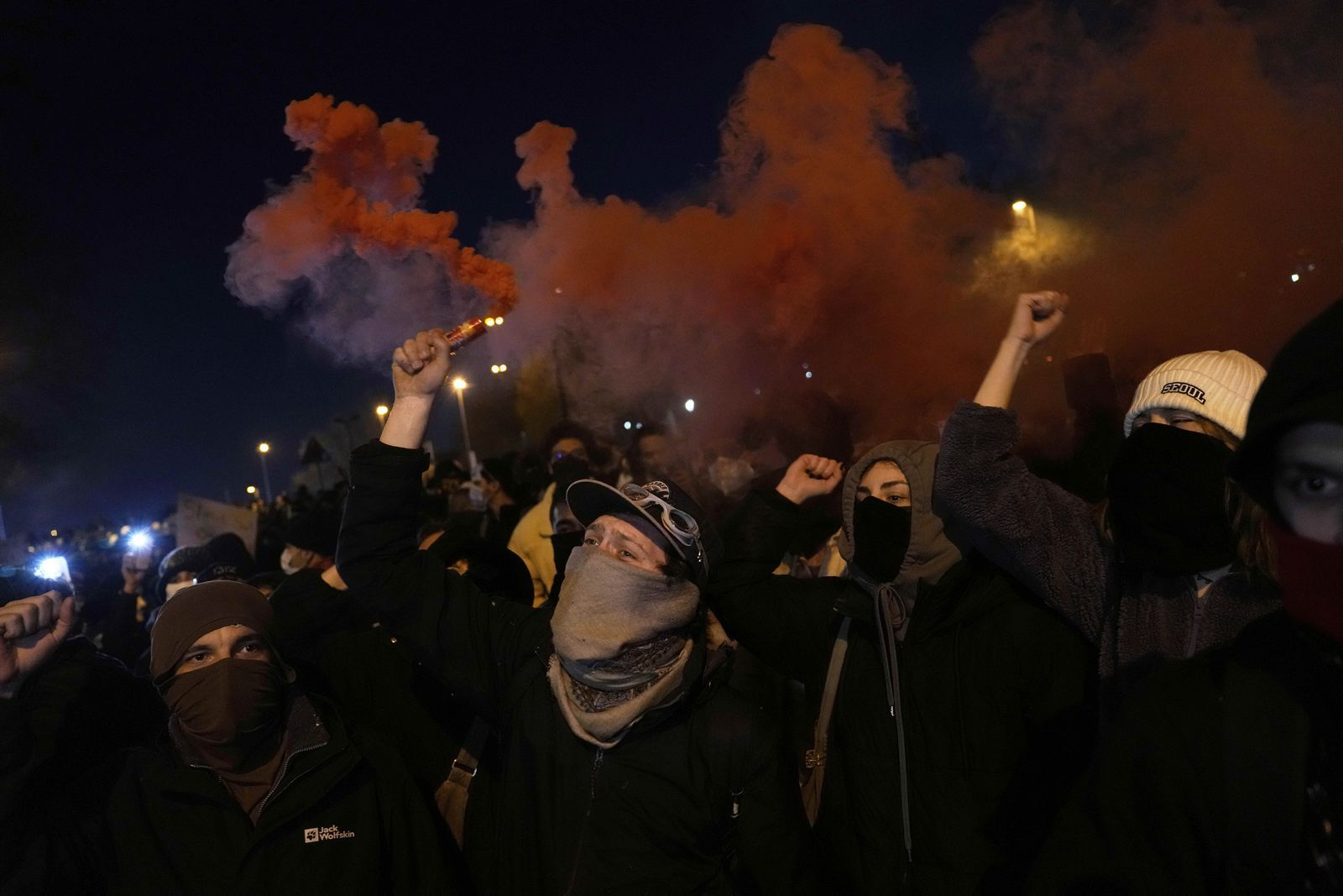 Διαδηλώσεις ενάντια στη σύλληψη του Εκρέμ Ιμάμογλου