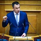 O Αλέξης Χαρίτσης στο βήμα της Βουλής