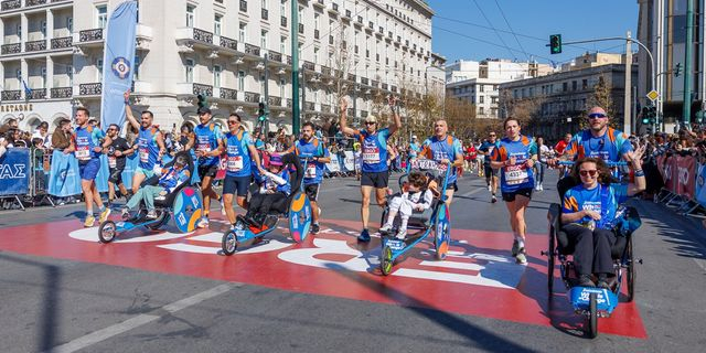 “Τρέχουμε όλοι για όλους”: Η Stoiximan Wheels Of Change στέλνει ένα ηχηρό μήνυμα για την ισότητα για δεύτερη χρονιά στον 13o Ημιμαραθώνιο της Αθήνας