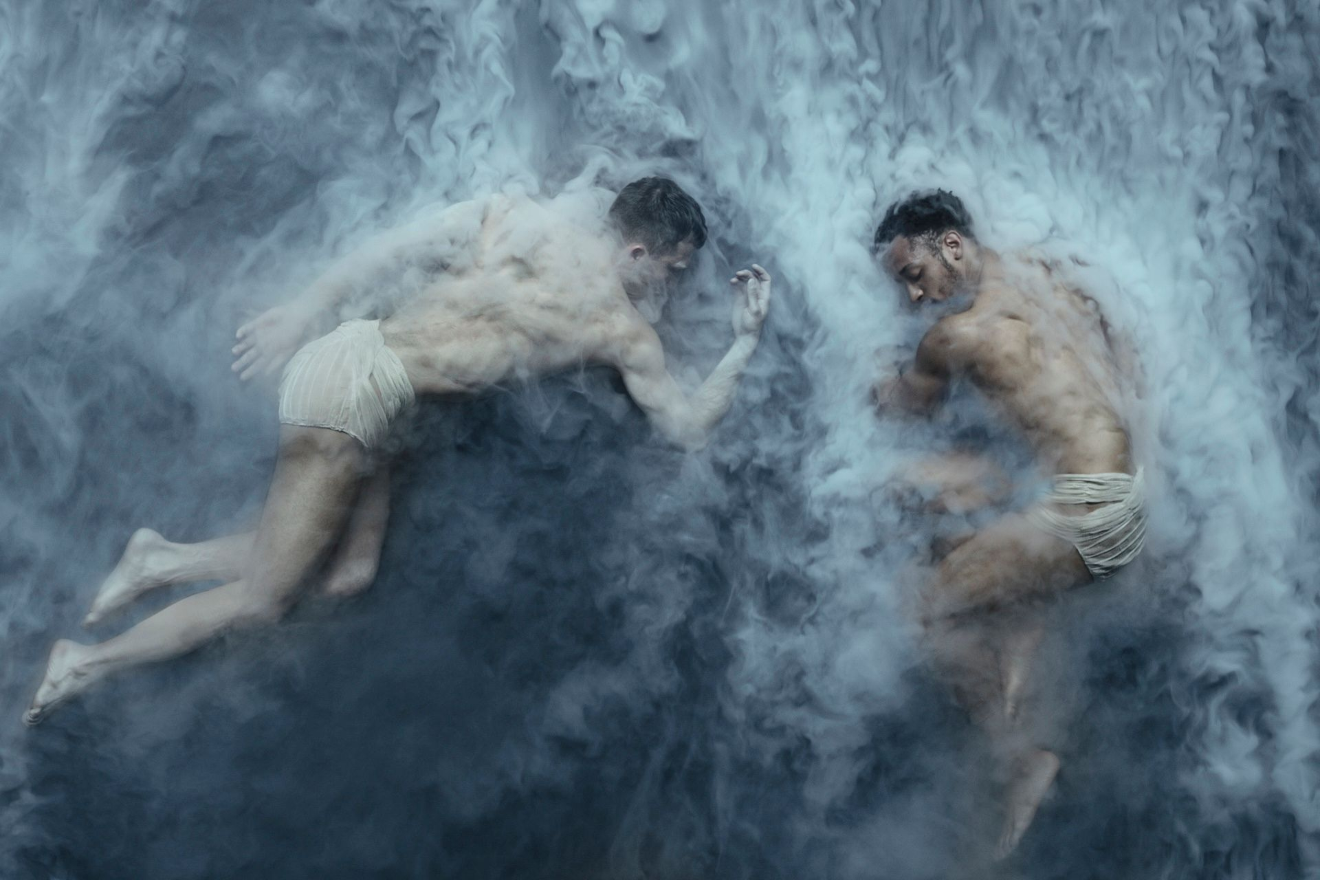 Mist | Μια ταινία του Damien Jalet σε συνεργασία με τους Kohei Nawa & Rahi Rezvani