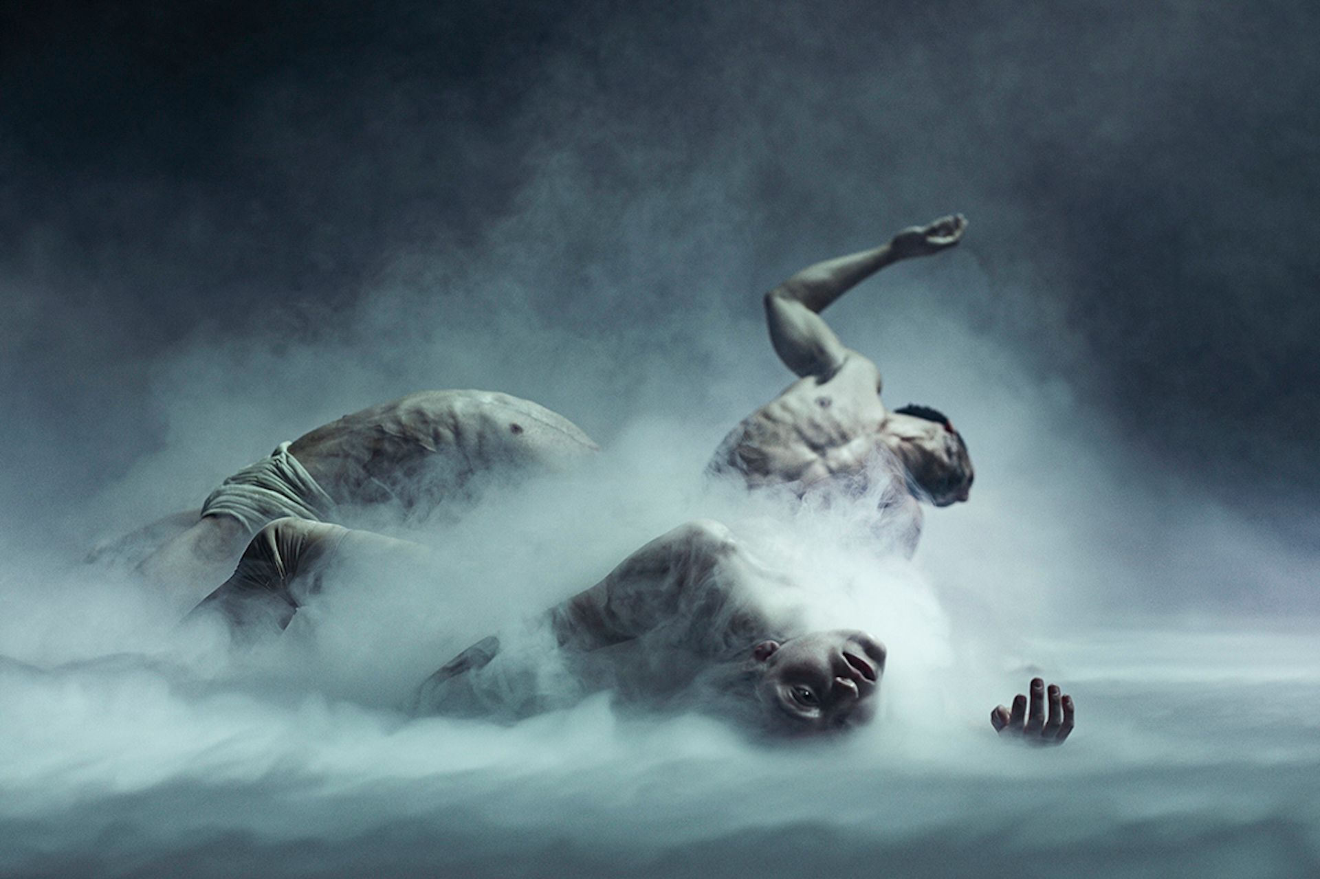 Mist | Μια ταινία του Damien Jalet σε συνεργασία με τους Kohei Nawa & Rahi Rezvani