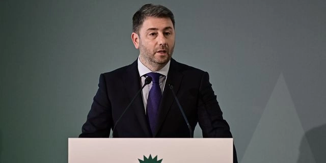 Ο πρωθυπουργός προσποιείται τον ανήξερο – Κάλυψε μία εγκληματική συμμορία της ΝΔ