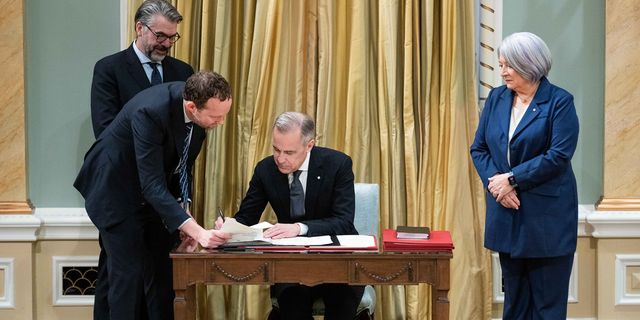 Καναδάς: Ορκίστηκε ο νέος πρωθυπουργός Μαρκ Κάρνεϊ – Ποιος είναι ο πρώην τραπεζίτης