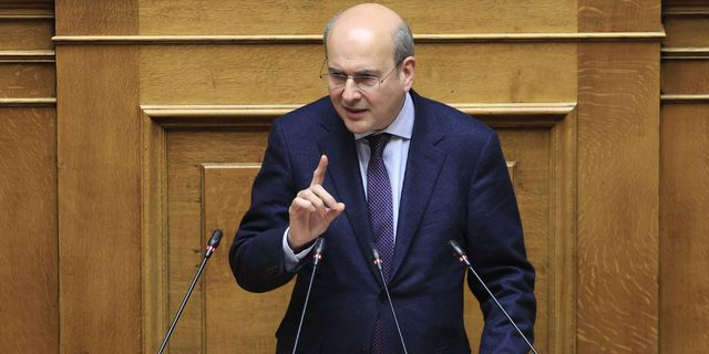 Χατζηδάκης: Η μείωση των άμεσων φόρων θα φανεί κατευθείαν στην τσέπη των Ελλήνων