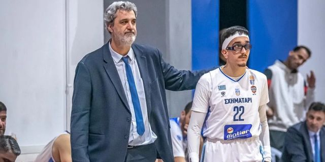 Συγκίνηση και υπόκλιση για τον Παναγιώτη Τζαβέλλα, νεαρό αθλητή με αναπηρία: Αποθεώθηκε στο Ερμής Σχηματαρίου – Μέγαρα