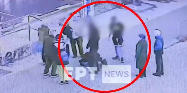 Καλλιθέα: Η στιγμή της κατάρρευσης του 18χρονου μετά τον άγριο ξυλοδαρμό