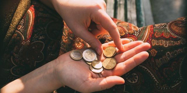 Eurostat: Οι Έλληνες προτελευταίοι σε αγοραστική δύναμη στην ΕΕ
