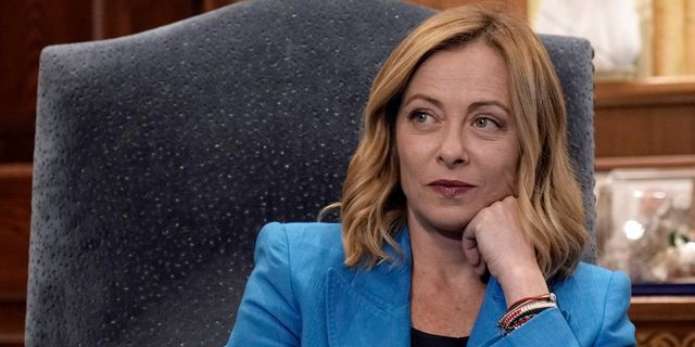 Μελόνι: “Θετικό που δημιουργούνται κάποια μικρά περιθώρια για ειρήνη στην Ουκρανία”