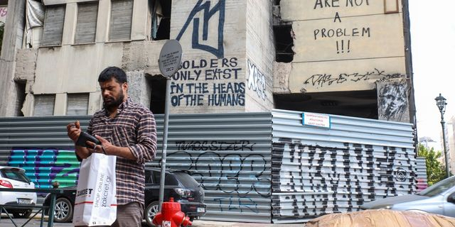 Η Ελλάδα θα σβήσει χωρίς τους μετανάστες