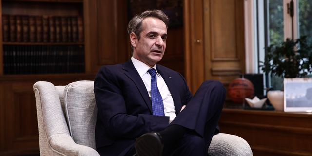 Η ανάρτηση Μητσοτάκη για την Γιορτή της Μητέρας αφιερωμένη στη Μαρέβα και τη Μαρίκα