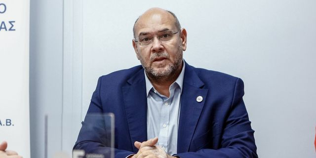 Παραιτήθηκε ο πρόεδρος του ΕΚΑΒ Νίκος Παπαευσταθίου – Αναλαμβάνει Γ.Γ. Πολιτικής Προστασίας