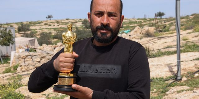 “Πίστεψα ότι θα πεθάνω” – Ο σκηνοθέτης του “No Other Land” περιγράφει την επίθεση σε βάρος του