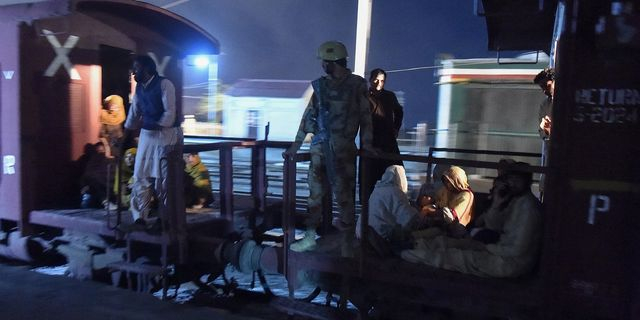 Mακελειό σε τρένο στο Πακιστάν