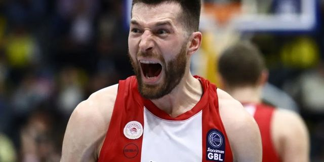 Μαρούσι – Ολυμπιακός 88-104: Καταιγιστικός με Πίτερς, Λαρεντζάκη και Μήτρου-Λονγκ