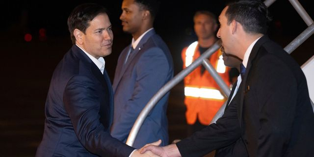 Τα μηνύματα ΗΠΑ – Ουκρανίας πριν τη κρίσιμη σύνοδο στη Σαουδική Αραβία