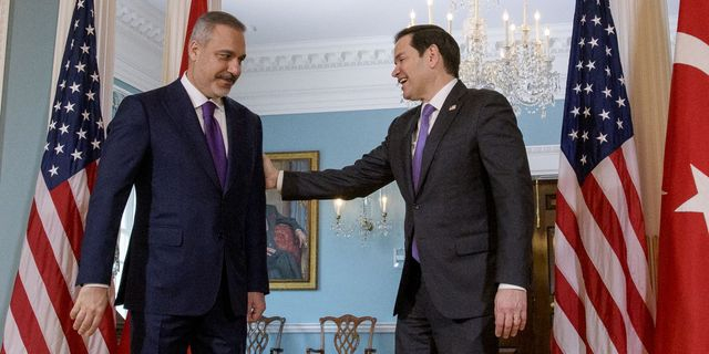 Ρούμπιο: Ζήτησε την υποστήριξη Τουρκίας για την Ουκρανία στη συνάντηση με τον Φιντάν