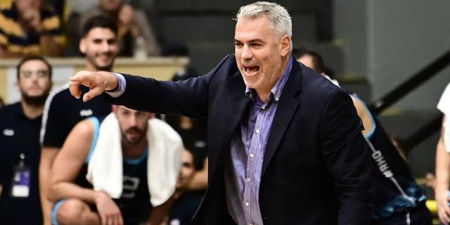 Ηρακλής: Επισημοποιήθηκε η παραμονή του Σιγάλα, στον πάγκο του “Γηραιού” και τη σεζόν 2025/26
