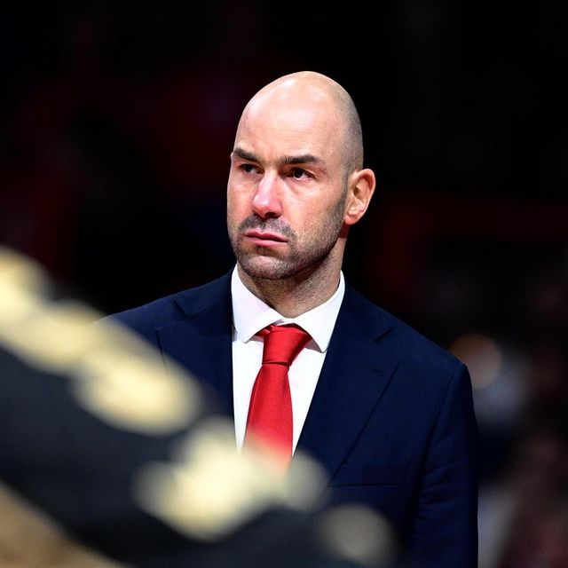 Ολυμπιακός: Οι αγκαλιές και τα γαλλικά του Σπανούλη στο ΣΕΦ