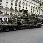 Στρατιωτική παρέλαση στην Αθήνα για την εθνική επέτειο της 25ης Μαρτίου 1821.