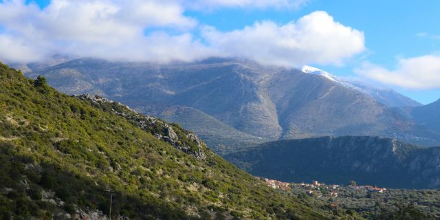 Σε εξέλιξη επιχείρηση διάσωσης ορειβάτη στον Ταϋγετο