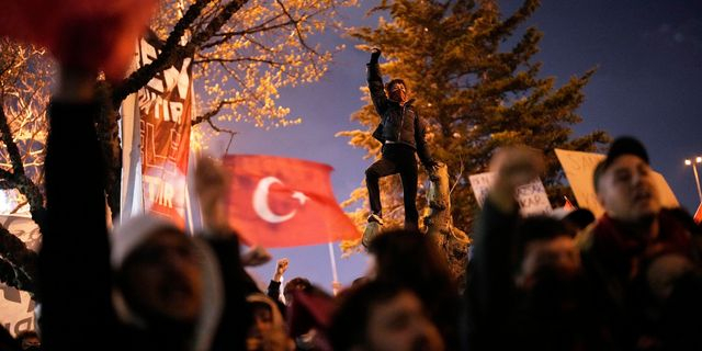 Τουρκία: “Παράλογες” οι κατηγορίες εις βάρος Σουηδού δημοσιογράφου