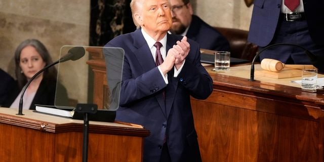 Η “επιστολή” Ζελένσκι σε Τραμπ και οι “σοβαρές συζητήσεις” ΗΠΑ-Ρωσίας