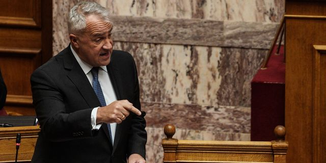 Σκληρές διατάξεις για τους μετανάστες προανήγγειλε ο Μάκης Βορίδης