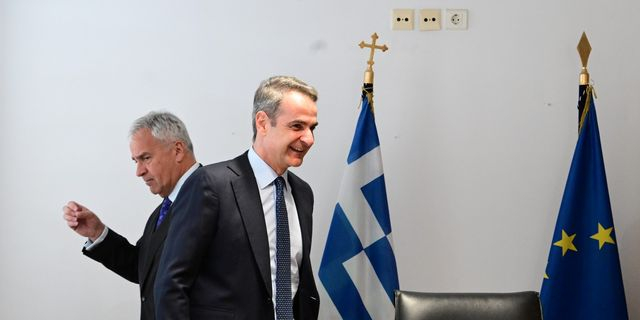 Επίσκεψη του Πρωθυπουργού Κυριάκου Μητσοτάκη στο υπουργείο Μετανάστευσης και Ασύλου
