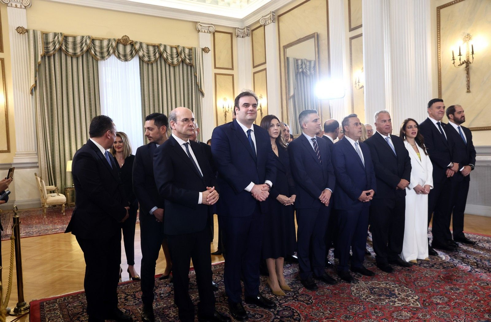 Ορκίστηκαν τα μέλη της νέας κυβέρνησης – Οι πρώτες δηλώσεις