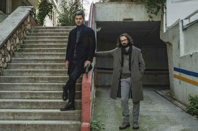 Θα δείχνετε στο ντοκιμαντέρ και γιατί διαλύθηκαν οι Κόρε. Ύδρο.;