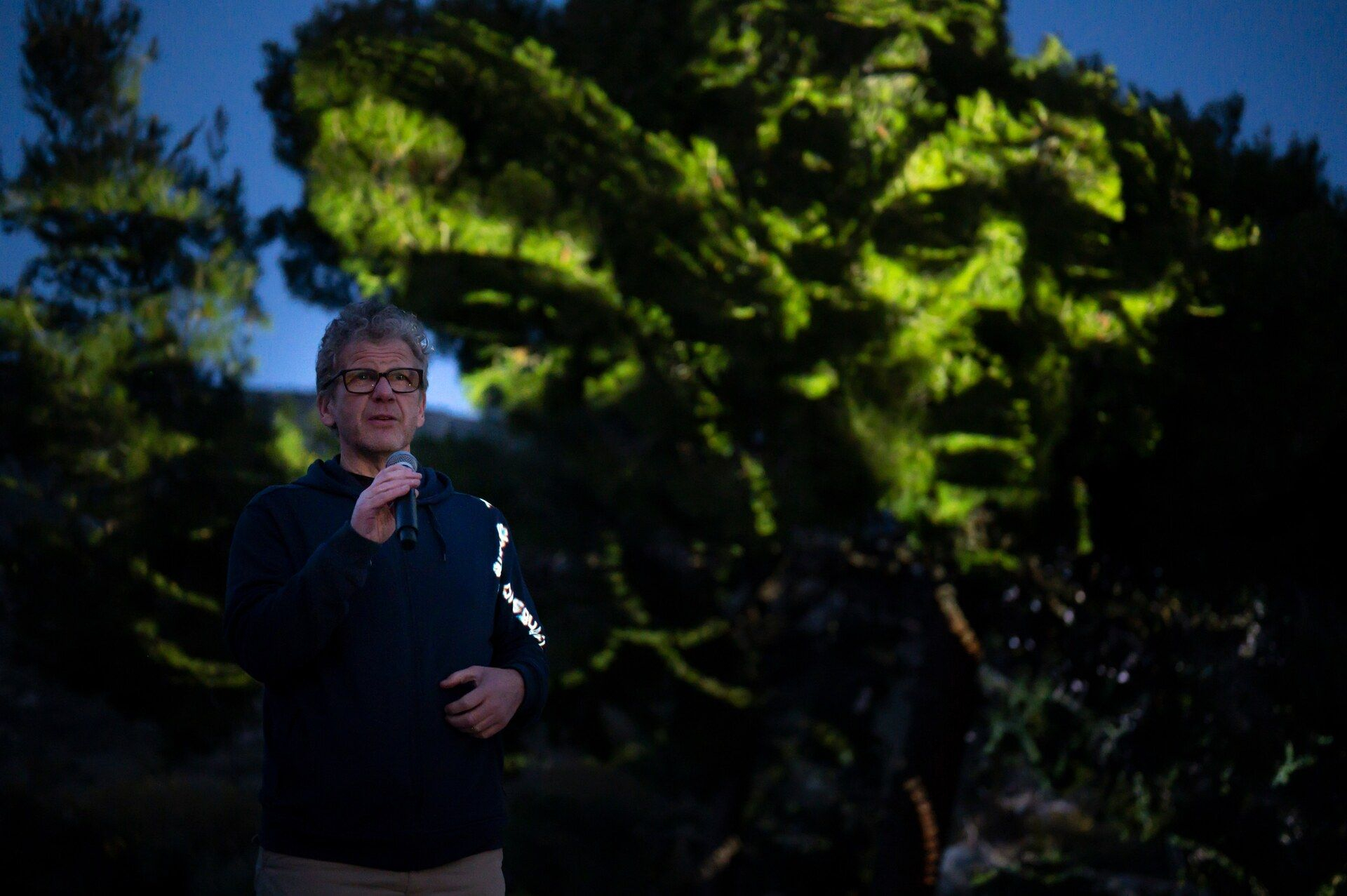 Ο καλλιτέχνης Charles Sandison.