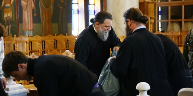 Δέματα Αγάπης από τον Μητροπολίτη Ν. Ιωνίας κ. Γαβριήλ