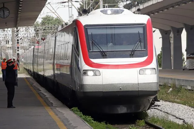 Hellenic Train: Ακινητοποιήθηκε αμαξοστοιχία που εκτελούσε το δρομολόγιο Αίγιο–Κιάτο