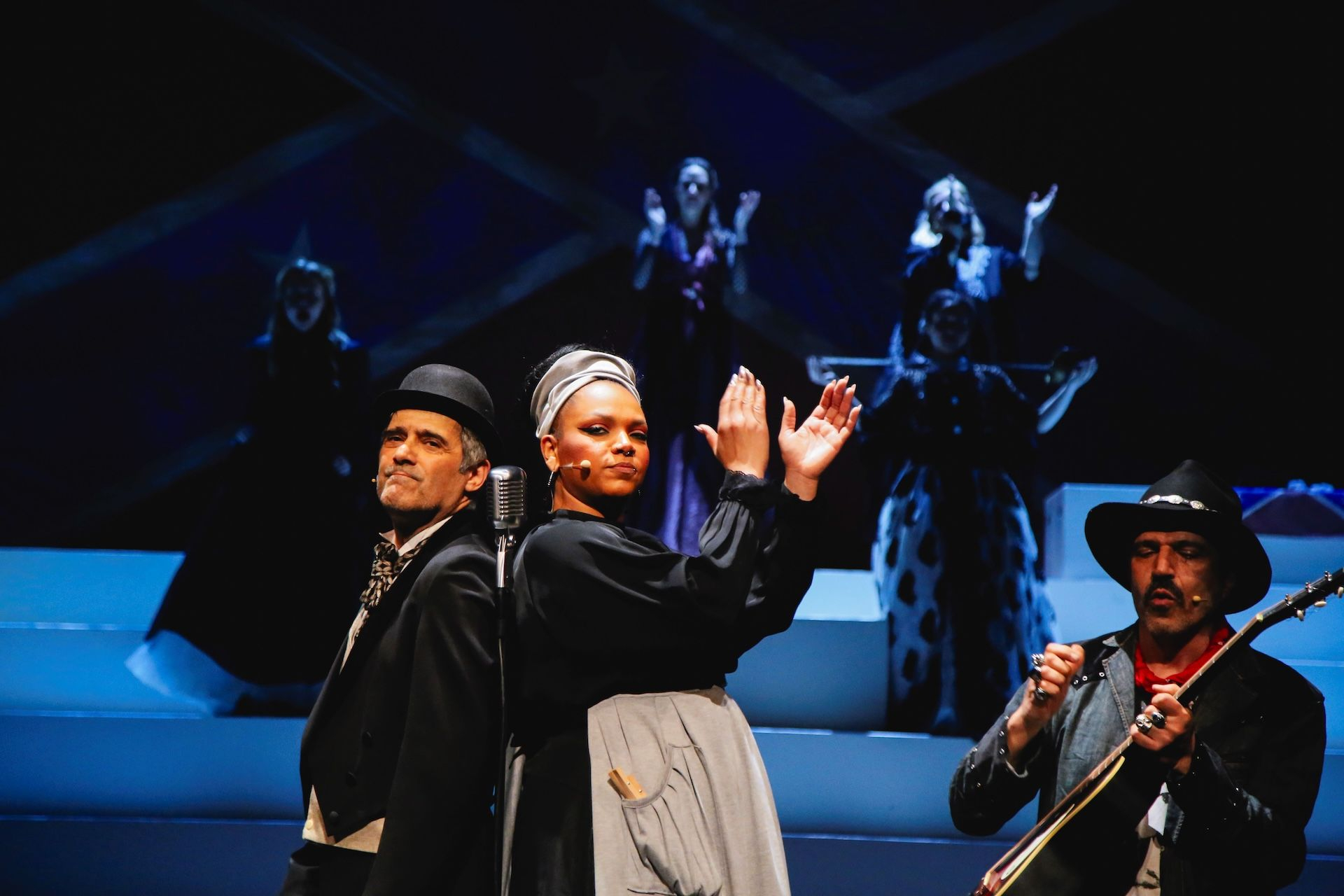 Όσα παίρνει ο άνεμος